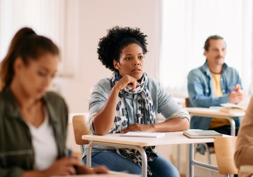 Combining Online and On-Campus Courses: A Guide to Flexible Study Options